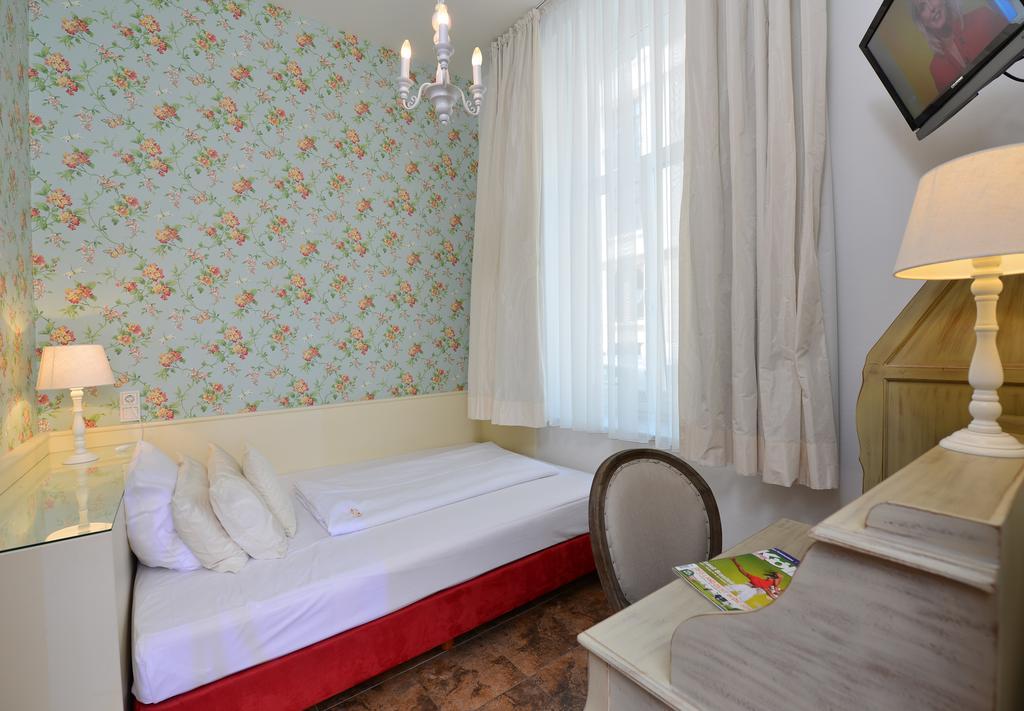 Hotel Domstern Köln Eksteriør bilde